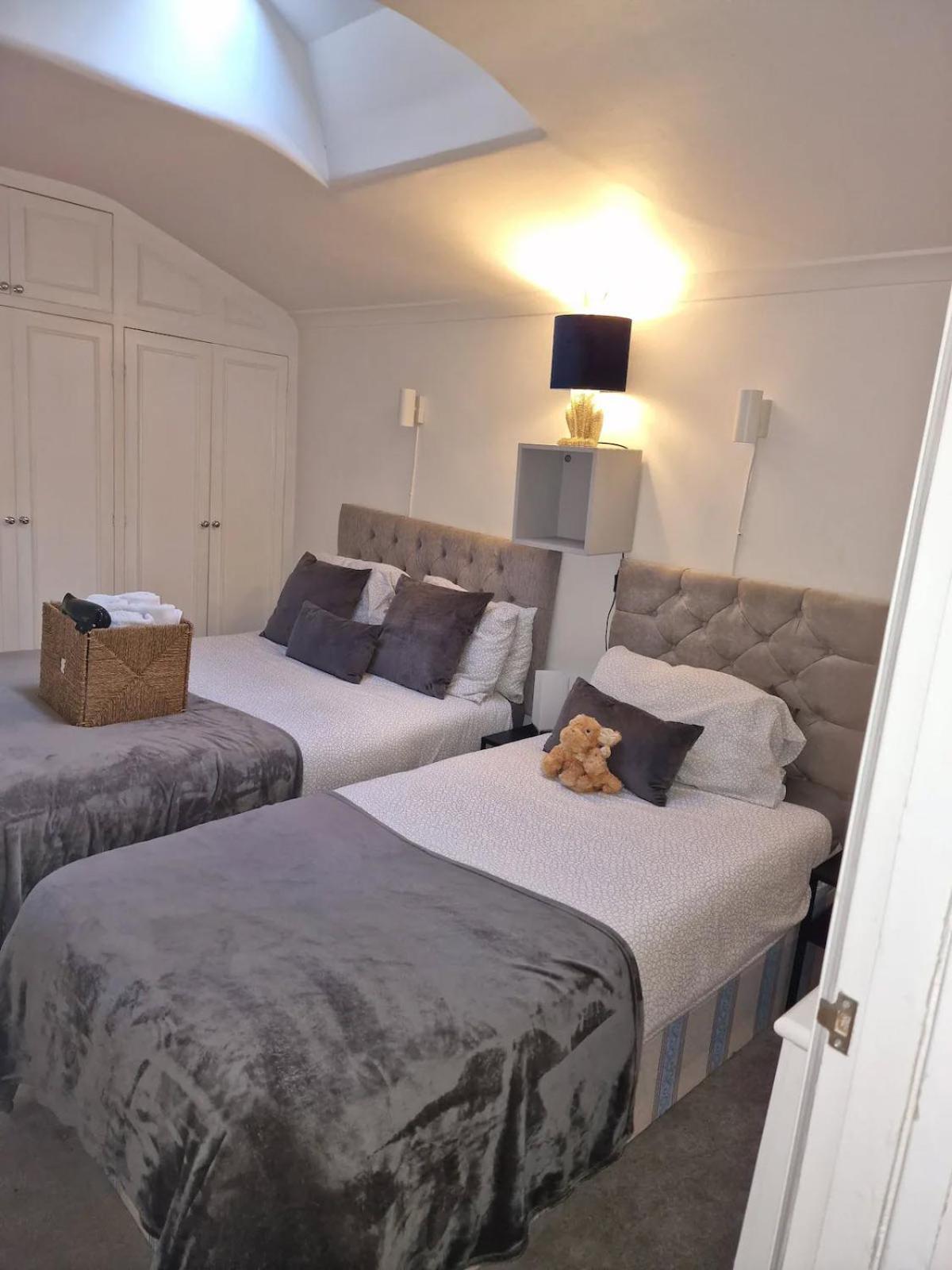 Kensington Place Лондон Екстериор снимка